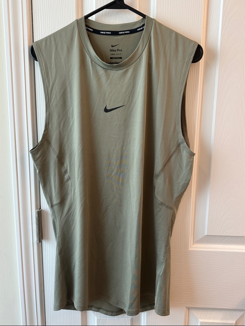 Nike Pro Dri Fit Men's Sleeveless Training Tank Top - Olive